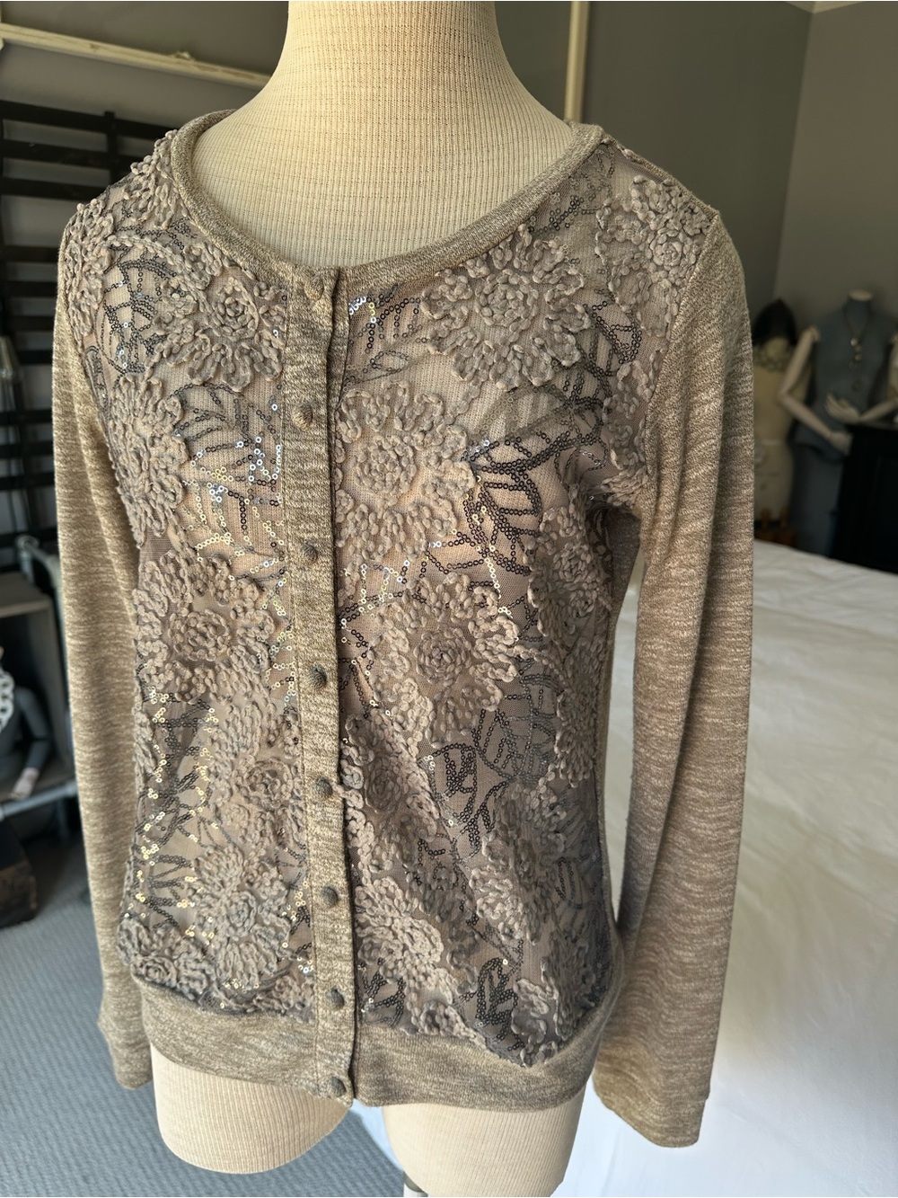 A'Reve Anthropologie taupe/gray sequin & lace cardigan, size large - Picture 4 of 13